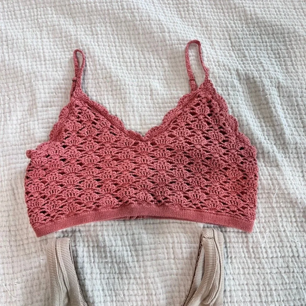 Crochet Cami Ribbed Crop Tank Top Bundle of 2 Womens M Rose Tan Beach Festival - Picture 2 of 13